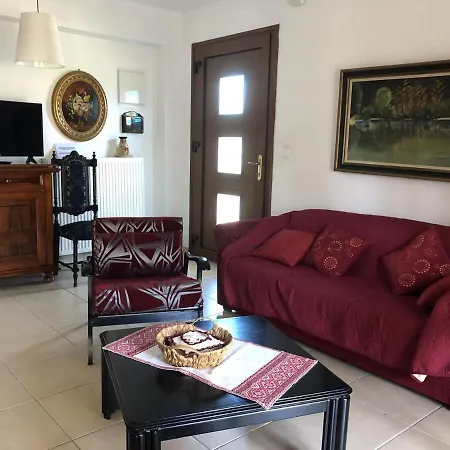 Casa de Férias Luxurius Comfy 2-floor With Big Yard