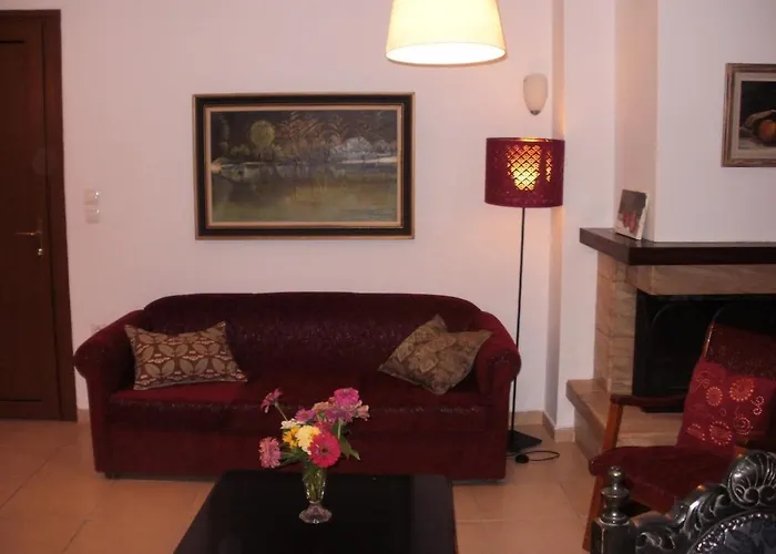 Luxurius Comfy 2-floor With Big Yard