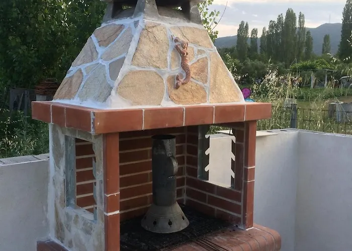 Luxurius Comfy 2-floor With Big Yard