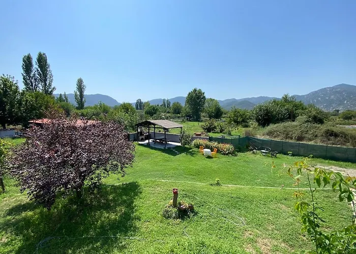Luxurius Comfy 2-floor With Big Yard *