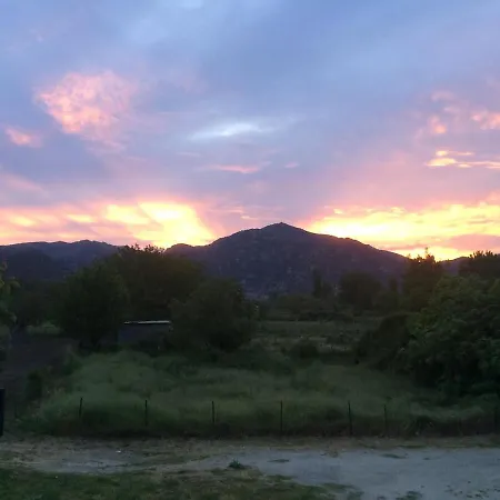 Luxurius Comfy 2-floor With Big Yard